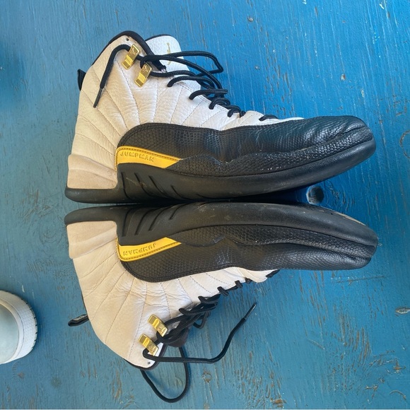 Jordan Athletic Shoes Black White Gold Retro 12 Air Jordan Nike - Picture 2 of 5